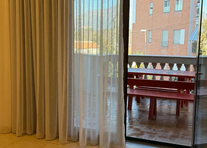 Balkan * Тирана